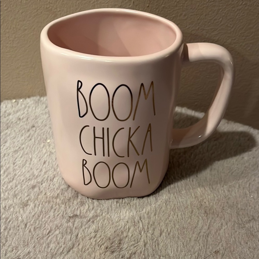 Rae dunn Easter mug brand new